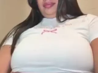 Aliii's Live Sex Cam Show