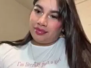 Aliii's Live Sex Cam Show