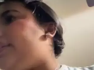 Aliii's Live Sex Cam Show