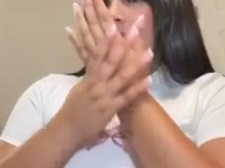 Aliii's Live Sex Cam Show