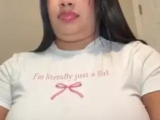 Aliii's Live Sex Cam Show
