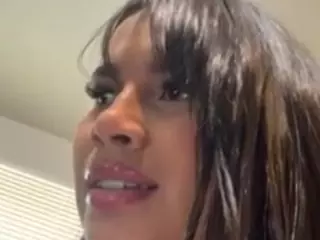 Aliii's Live Sex Cam Show