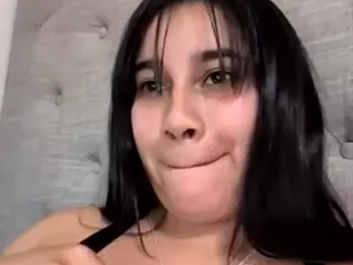 Aliii's Live Sex Cam Show