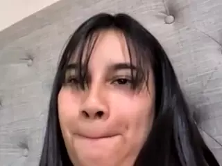 Aliii's Live Sex Cam Show