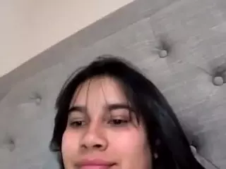 Aliii's Live Sex Cam Show
