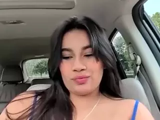 Aliii's Live Sex Cam Show