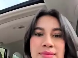 Aliii's Live Sex Cam Show