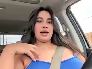 Aliii's Live Sex Cam Show
