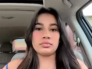 Aliii's Live Sex Cam Show
