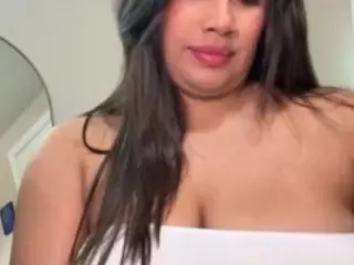 Aliii's Live Sex Cam Show