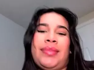 Aliii's Live Sex Cam Show