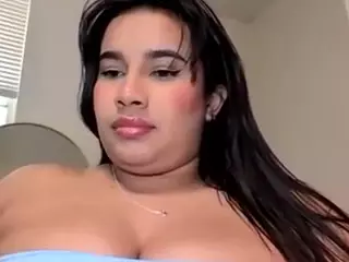 Aliii's Live Sex Cam Show