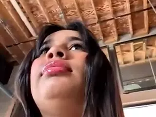Aliii's Live Sex Cam Show