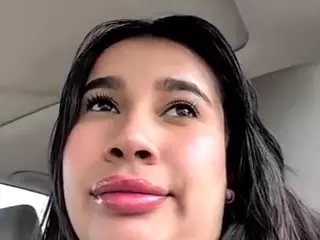 Aliii's Live Sex Cam Show