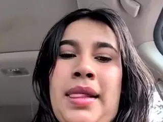 Aliii's Live Sex Cam Show