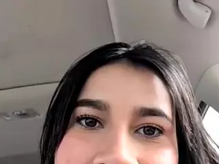 Aliii's Live Sex Cam Show