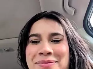 Aliii's Live Sex Cam Show