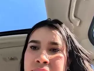 Aliii's Live Sex Cam Show
