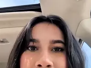 Aliii's Live Sex Cam Show