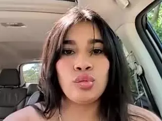 Aliii's Live Sex Cam Show