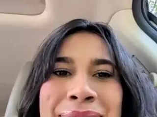 Aliii's Live Sex Cam Show