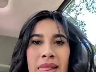 Aliii's Live Sex Cam Show