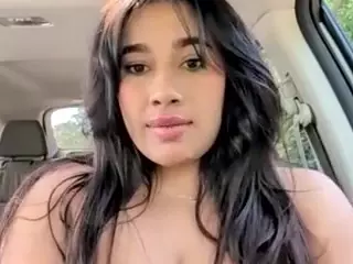 Aliii's Live Sex Cam Show