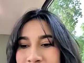 Aliii's Live Sex Cam Show