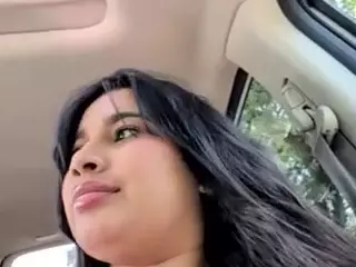 Aliii's Live Sex Cam Show