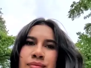 Aliii's Live Sex Cam Show