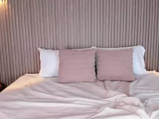 CloeHarp's Live Sex Cam Show