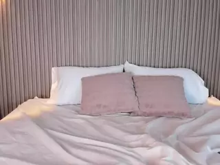 CloeHarp's Live Sex Cam Show
