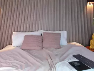 CloeHarp's Live Sex Cam Show