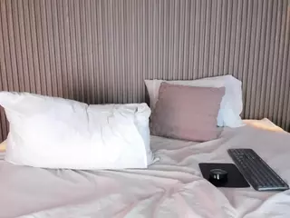 CloeHarp's Live Sex Cam Show