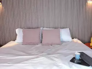 CloeHarp's Live Sex Cam Show