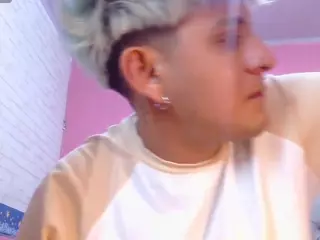 May-jhon's Live Sex Cam Show