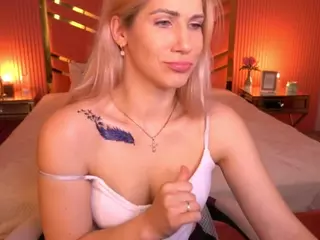 cassandragood's Live Sex Cam Show