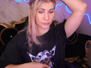 cassandragood's Live Sex Cam Show