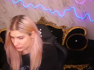 cassandragood's Live Sex Cam Show