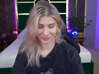 cassandragood's Live Sex Cam Show
