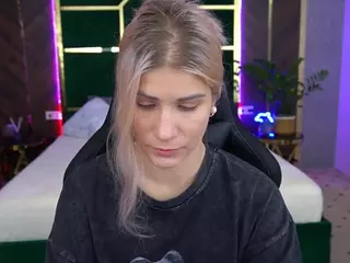 cassandragood's Live Sex Cam Show