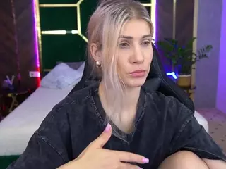 cassandragood's Live Sex Cam Show