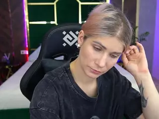 cassandragood's Live Sex Cam Show