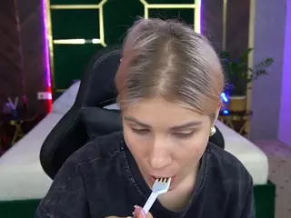 cassandragood's Live Sex Cam Show