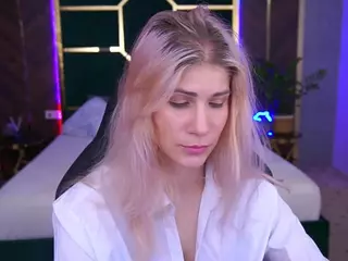 cassandragood's Live Sex Cam Show