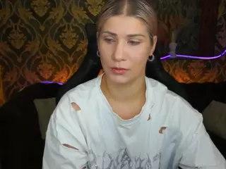 cassandragood's Live Sex Cam Show