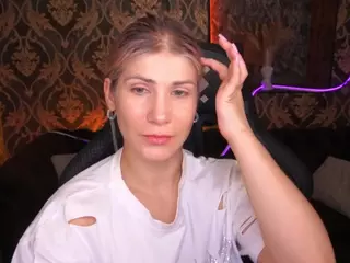 cassandragood's Live Sex Cam Show