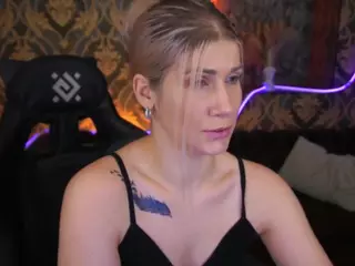 cassandragood's Live Sex Cam Show