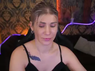 cassandragood's Live Sex Cam Show