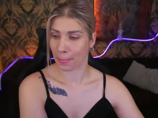 cassandragood's Live Sex Cam Show